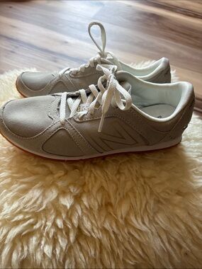 New Balance Light Grey Suede Trainers with White Laces